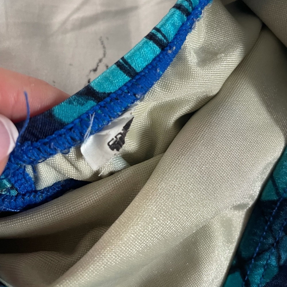Multi colored blue one piece bathing suit - Picture 5 of 5